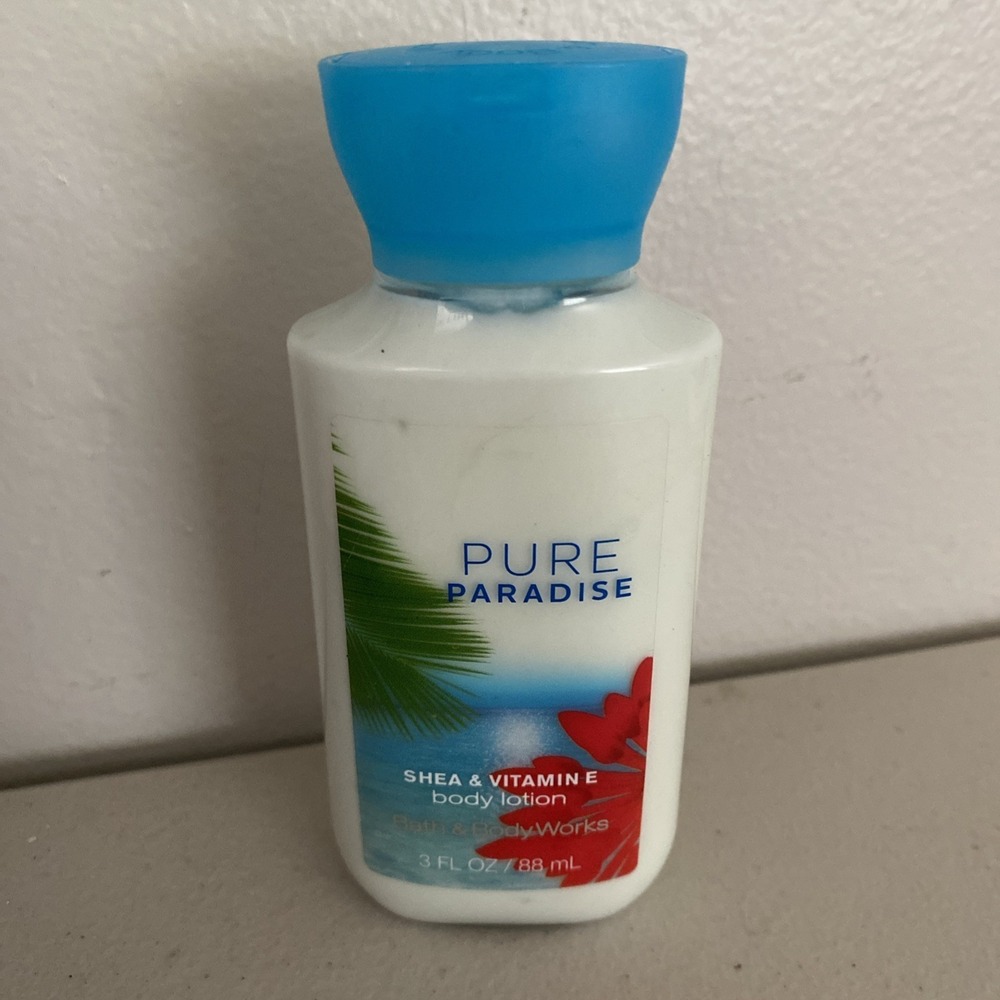 NEW OLD STOCK BATH AND BODY WORKS PURE PARADISE BODY LOTION 3 OZ RARE! RETIRED!